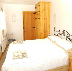 Double bedroom with ensuite bathroom